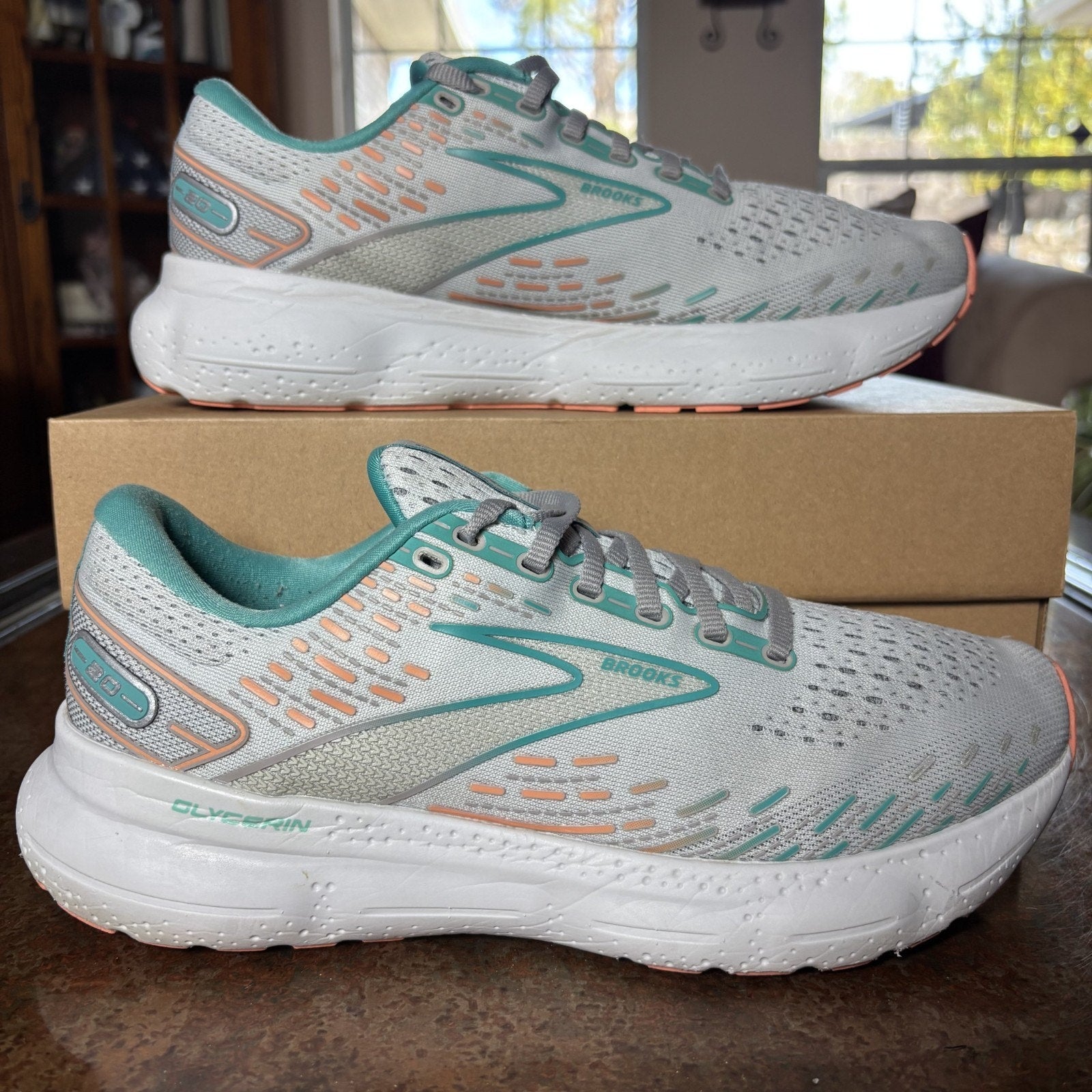 Brooks Glycerin 20 Shoes Women's Sz 10.5 White Running Athletic Comfort Sneakers